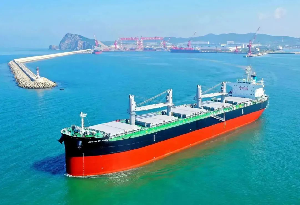 江蘇遠(yuǎn)洋強(qiáng)鏈補(bǔ)鏈延鏈密織航線，助力江蘇建設(shè)具有世界聚合力雙向開(kāi)放樞紐