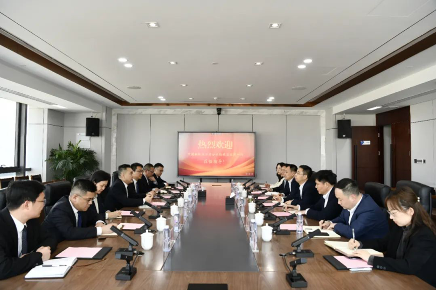 中國船級社江蘇分社拜訪江蘇遠(yuǎn)洋