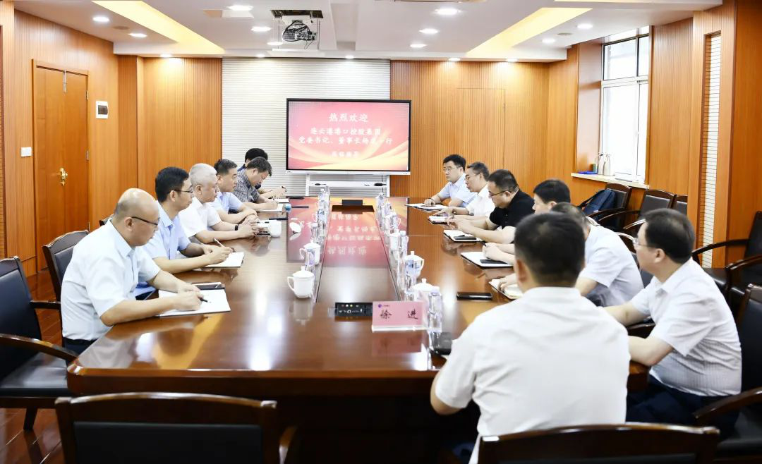 連云港港口控股集團拜訪江蘇遠洋就進一步深化戰(zhàn)略合作達成共識