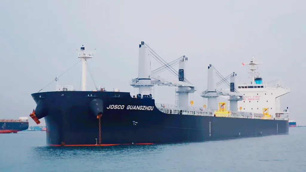 港航探秘 | 大海輪這樣“清底”，看著超解壓！