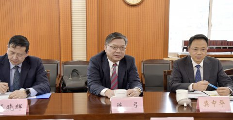 南通中遠海運川崎 陳弓總經(jīng)理一行來我司拜訪