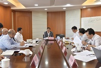 省港口集團(tuán)航運(yùn)事業(yè)部第二次工作會(huì)議在江蘇遠(yuǎn)洋召開