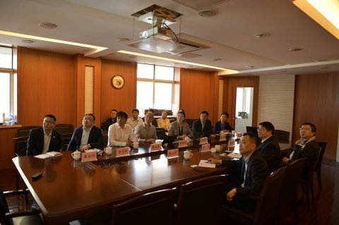 平安產(chǎn)險來公司進行業(yè)務(wù)交流