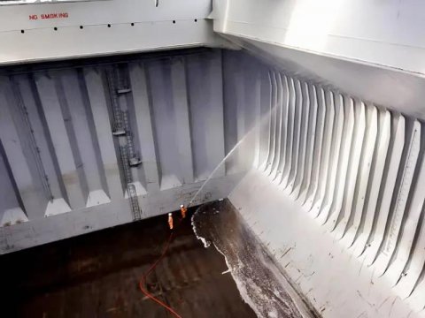 一線紀(jì)實(shí) | 同心勠力、奮楫篤行，眾志成城、再創(chuàng)佳績(jī)——“江遠(yuǎn)蘭州”輪V05航次散糧備艙紀(jì)實(shí)