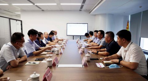 省港口集團(tuán)長江集裝箱事業(yè)部、航運(yùn)事業(yè)部聯(lián)合赴鹽城港交流洽談