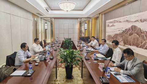 江蘇遠(yuǎn)洋與南通港集團(tuán)共商協(xié)同發(fā)展